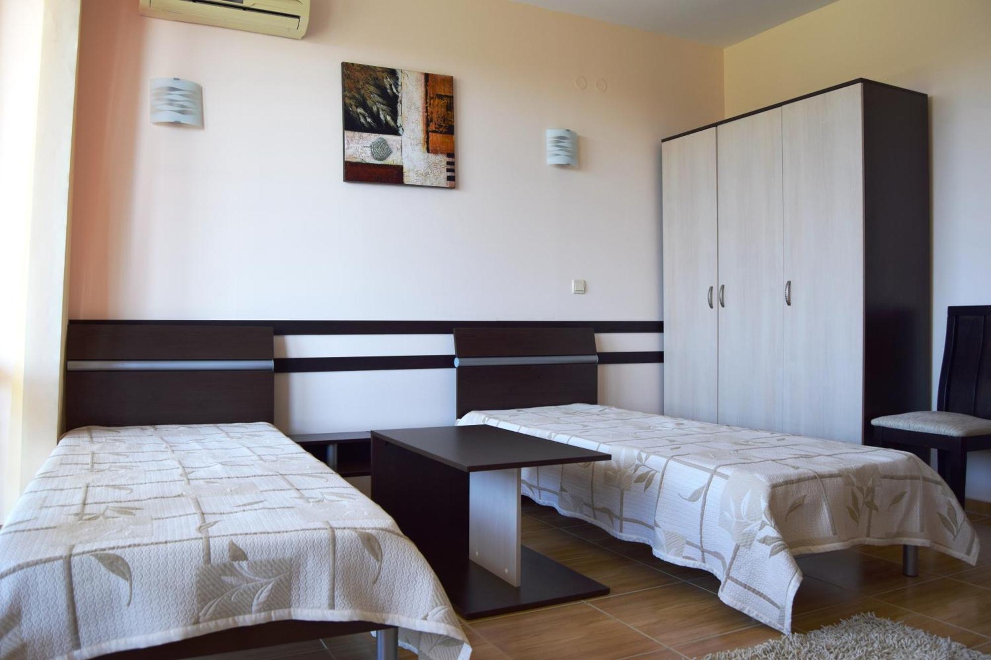Bright Studio With Parking & Pool Sveti Vlas Exteriér fotografie