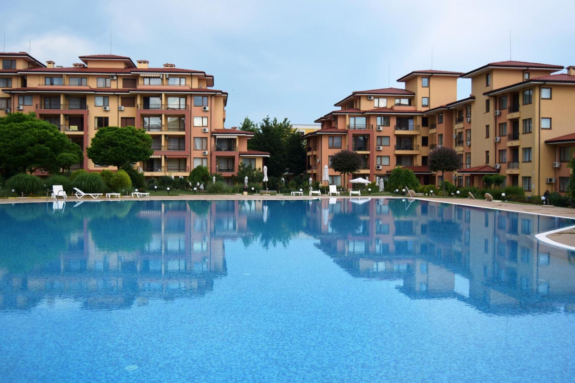 Bright Studio With Parking & Pool Sveti Vlas Exteriér fotografie